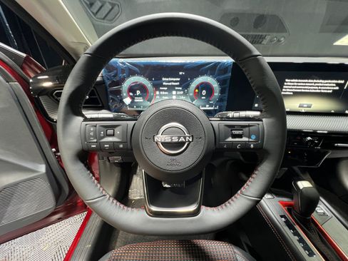 New 2026 Nissan Kicks SR FWD image 9