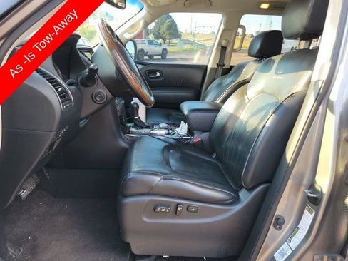 Used 2014 INFINITI QX80 4WD w/ Deluxe Touring Package image 9