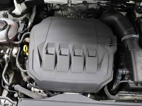 Used 2023 Audi Q3 2.0T Premium w/ Convenience Package image 39