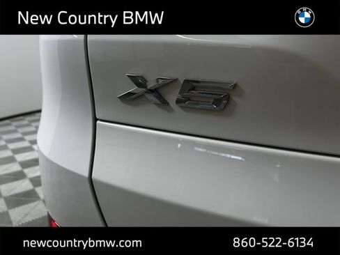 Used 2022 BMW X5 xDrive40i w/ Premium Package image 10