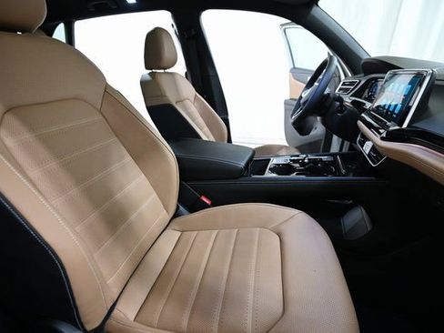 New 2026 Volkswagen Atlas Cross Sport SEL R-Line AWD/4WD image 27