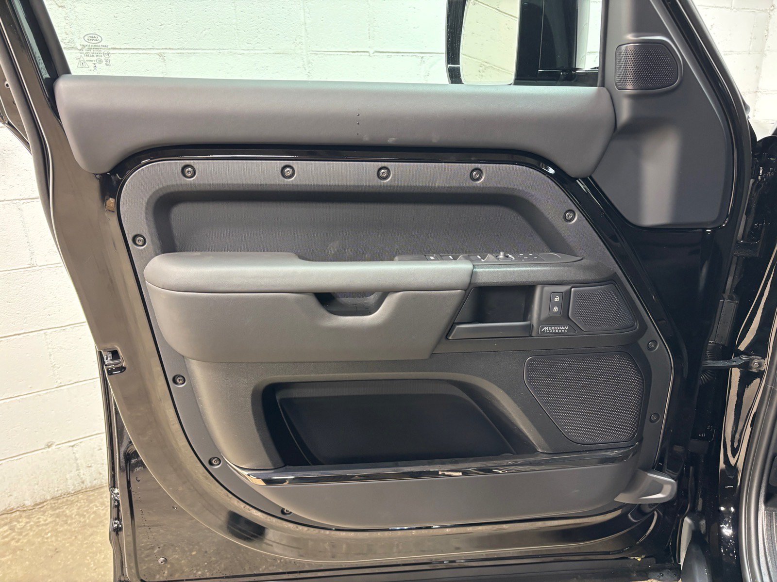 New 2026 Land Rover Defender 110 OCTA AWD/4WD image 25