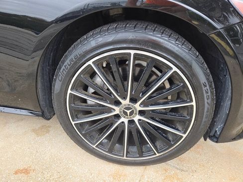 Used 2019 Mercedes-Benz C 300 Coupe image 18