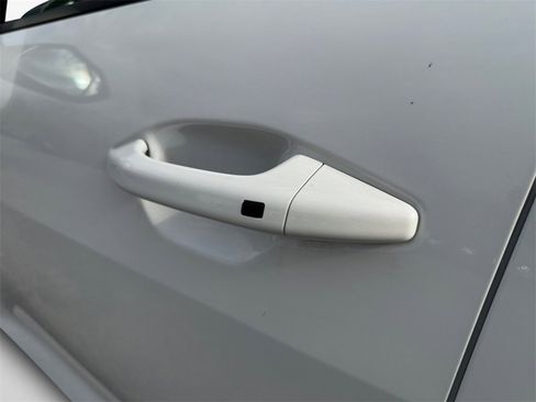 New 2025 Kia K4 LXS image 31