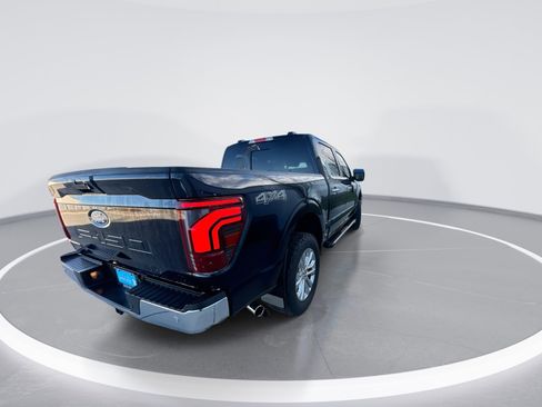 Used 2025 Ford F150 Lariat w/ Equipment Group 501A Mid image 8