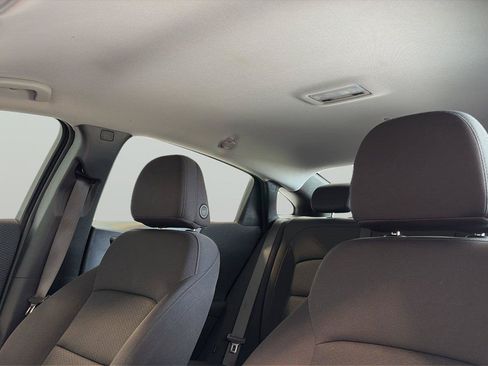 Used 2024 Chevrolet Malibu LT FWD image 18