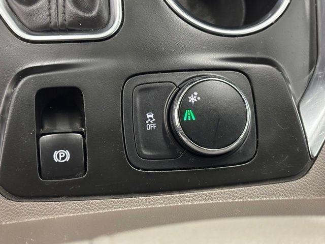 Used 2019 Chevrolet Traverse LT FWD image 34