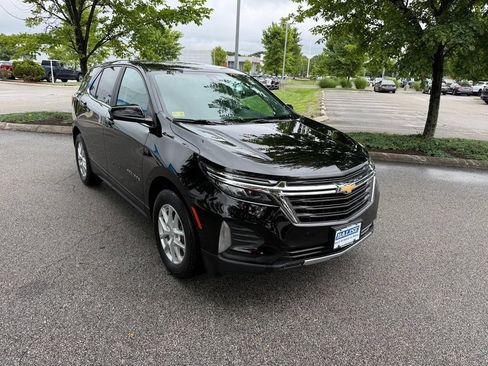 Used 2023 Chevrolet Equinox LT AWD/4WD image 7