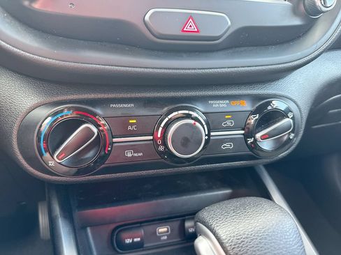 Used 2024 Kia Soul LX w/ Option Group 015 FWD image 15