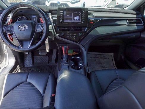 Used 2022 Toyota Camry SE FWD image 28