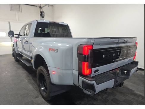Used 2025 Ford F450 Platinum w/ Platinum Plus Package AWD/4WD image 5