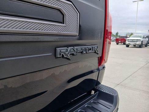 Used 2025 Ford F150 Raptor AWD/4WD image 12