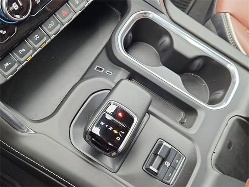 Used 2023 GMC Sierra 1500 Denali Ultimate image 15