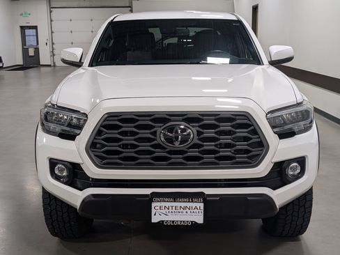 Used 2023 Toyota Tacoma TRD Off-Road AWD/4WD image 7
