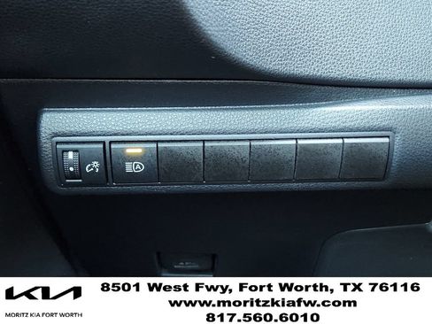 Used 2023 Toyota Corolla LE FWD image 21