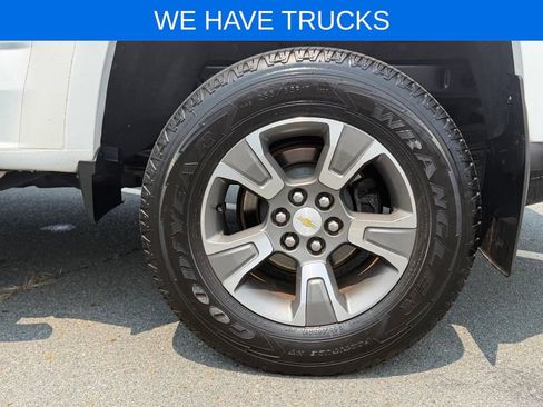 Used 2017 Chevrolet Colorado Z71 RWD image 11