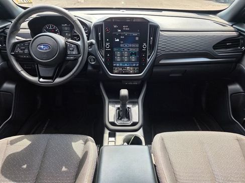 Used 2025 Subaru Forester Premium AWD/4WD image 24