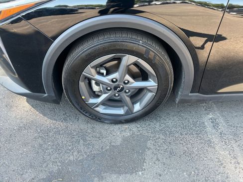 Used 2025 Kia K4 FWD image 29