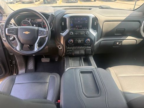 Used 2022 Chevrolet Silverado 3500 LTZ AWD/4WD image 29