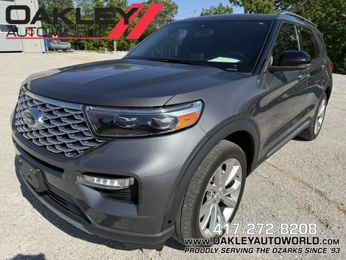 Used 2023 Ford Explorer Platinum w/ Technology Package AWD/4WD image 1