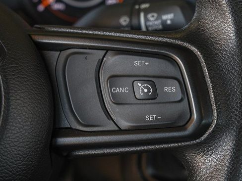 Used 2024 Jeep Gladiator Sport AWD/4WD image 24