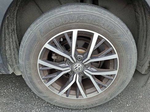 Used 2021 Volkswagen Tiguan S AWD/4WD image 7