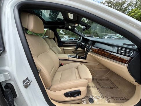 Used 2015 BMW 750Li RWD image 45