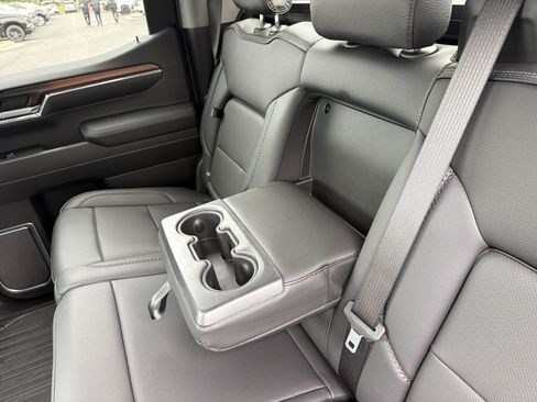 Used 2025 GMC Sierra 1500 Denali w/ Denali Reserve Package AWD/4WD image 33
