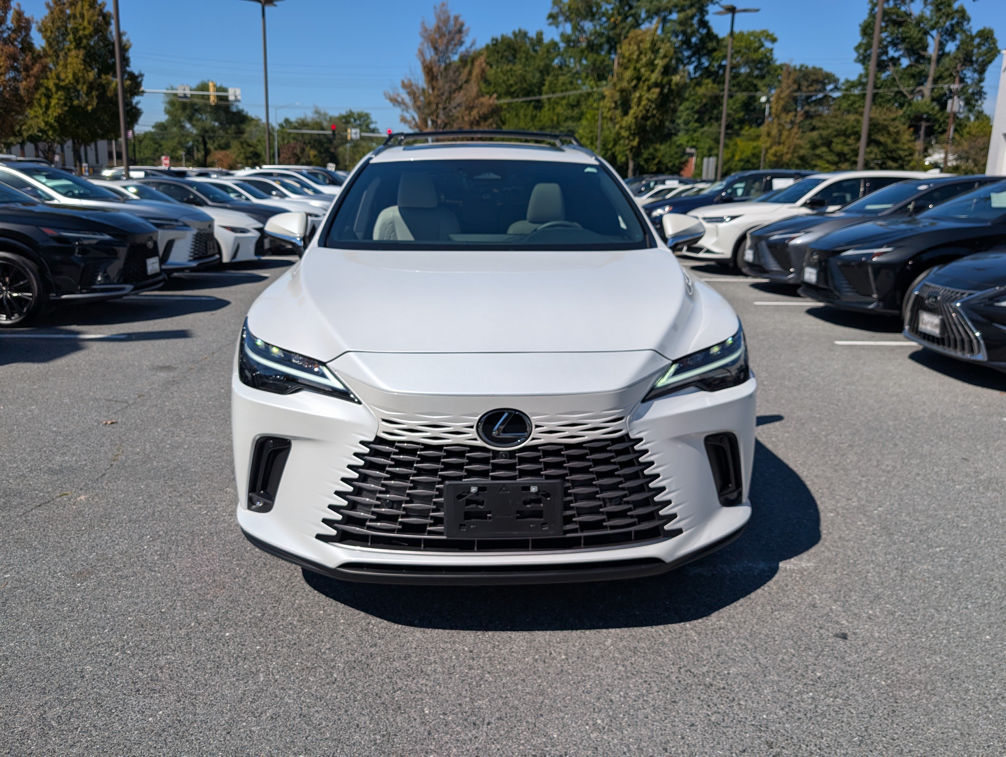 Used 2025 Lexus RX 350 Premium w/ Convenience Package AWD/4WD image 8