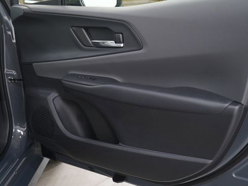 Used 2026 Toyota Prius XLE image 12