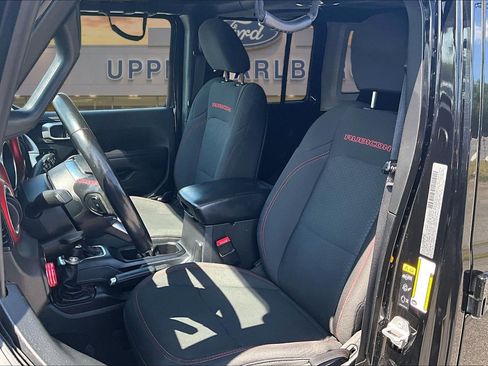 Used 2020 Jeep Wrangler Unlimited Rubicon AWD/4WD image 25