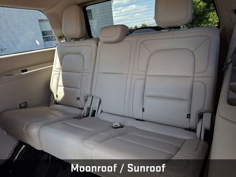 Used 2021 Lincoln Navigator Reserve w/ Luxury Package AWD/4WD image 14