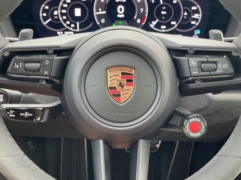 Used 2026 Porsche 911 Carrera GTS RWD image 29