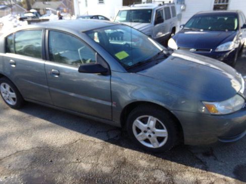 Used 2006 Saturn ION Level 2 w/ Preferred Pkg image 6