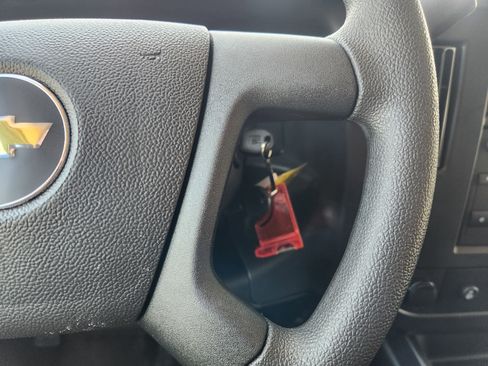New 2025 Chevrolet Express 2500 w/ Driver Convenience Package image 29
