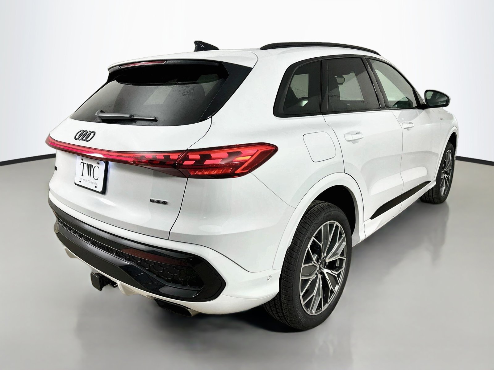 New 2026 Audi Q5 Premium Plus AWD/4WD image 5
