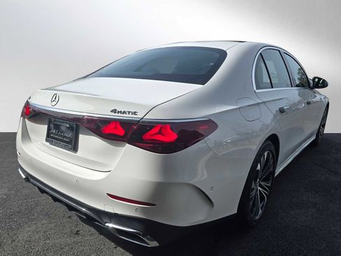Certified 2025 Mercedes-Benz E 350 4MATIC Sedan image 5