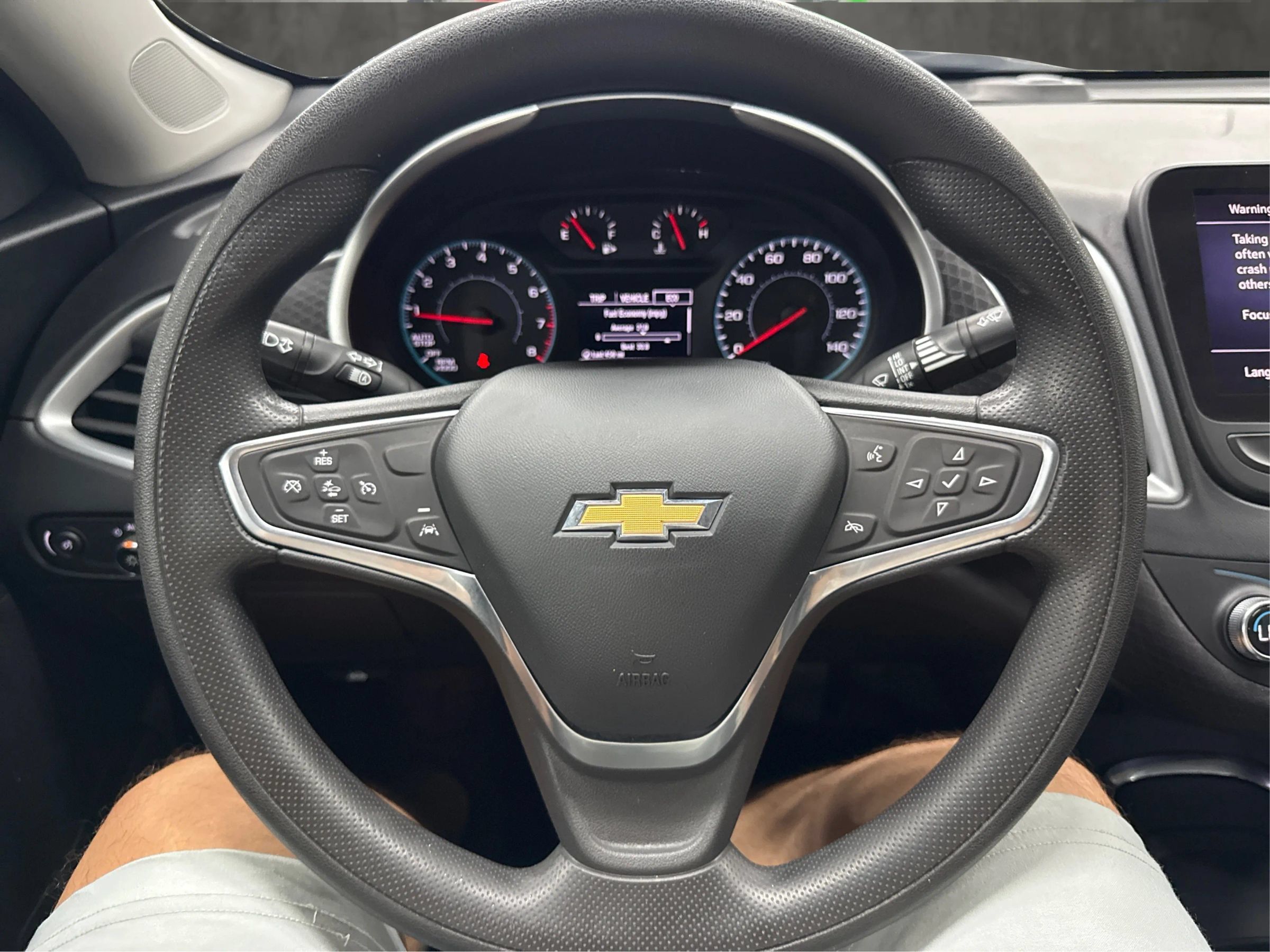 Used 2023 Chevrolet Malibu LT FWD image 28
