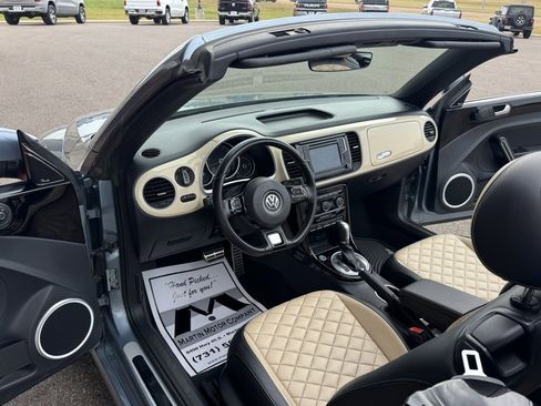 Used 2019 Volkswagen Beetle 2.0T Final Edition SEL image 24