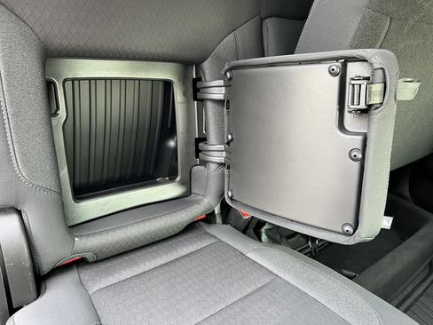 Used 2023 Chevrolet Silverado 1500 LT image 20