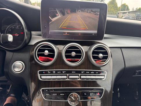 Used 2017 Mercedes-Benz C 300 4MATIC Sedan image 26