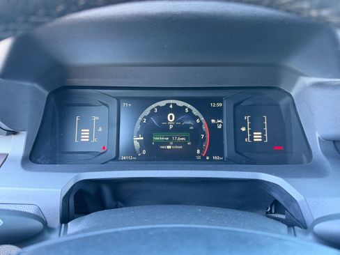 Used 2024 Toyota Tacoma SR5 w/ SR5 Upgrade Package image 12