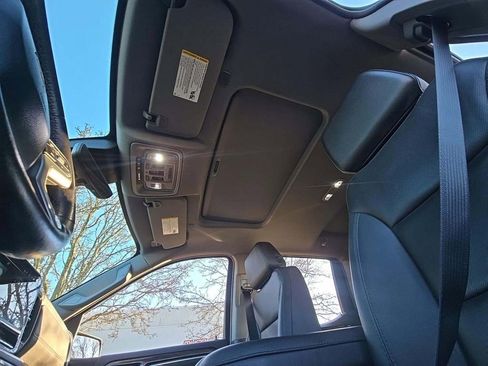 Used 2022 Chevrolet Silverado 1500 LTZ w/ LTZ Premium Package image 8