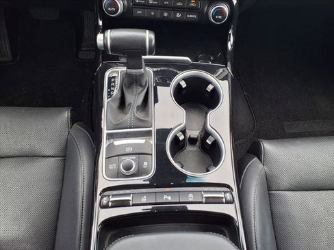 Used 2019 Kia Stinger Premium AWD/4WD image 17