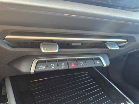 New 2026 Audi Q3 quattro 2.0T AWD/4WD image 29