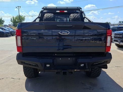 Used 2022 Ford F250 Lariat w/ Lariat Ultimate Package AWD/4WD image 11