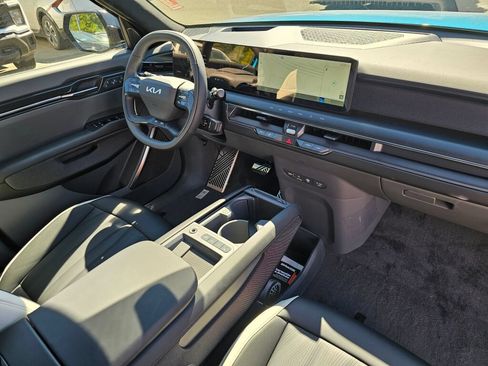 New 2026 Kia EV9 GT-Line AWD/4WD image 32