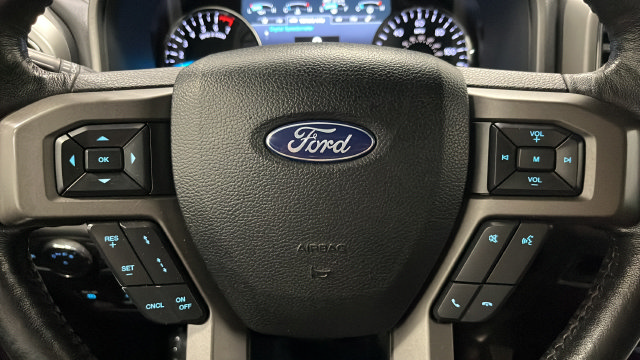 Used 2018 Ford Expedition Max XLT w/ Equipment Group 202A AWD/4WD image 15