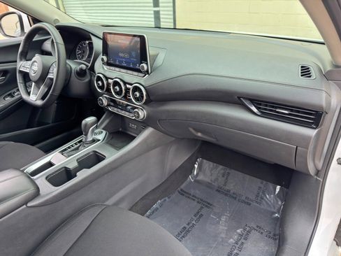 Used 2022 Nissan Sentra SV w/ All-Weather Package FWD image 13