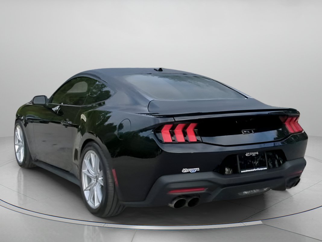 Used 2025 Ford Mustang GT RWD image 22
